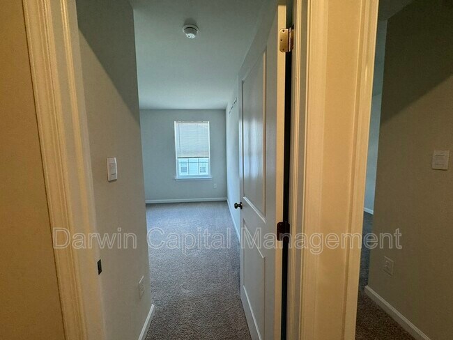 Building Photo - 316 Mazzeo Dr