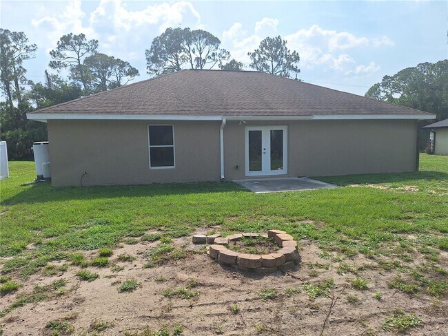 Building Photo - 1220 Waycross St