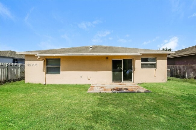 Building Photo - 19420 NW 32nd Ave