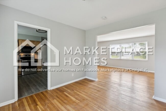 Building Photo - 1608 Tonopah Dr