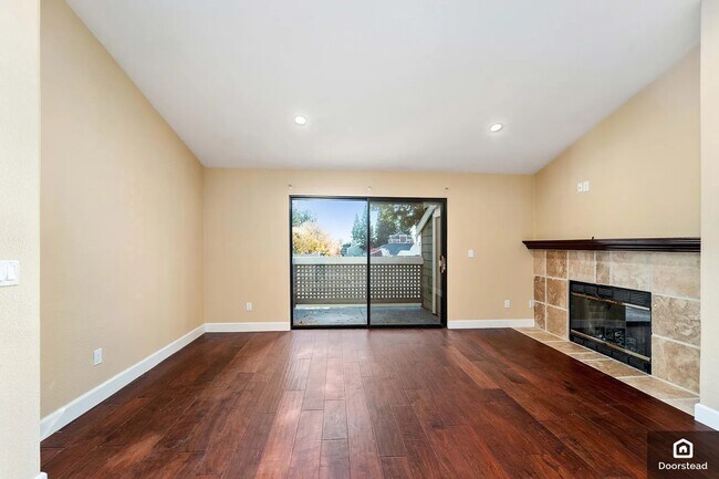 Building Photo - 298 Eastridge Dr