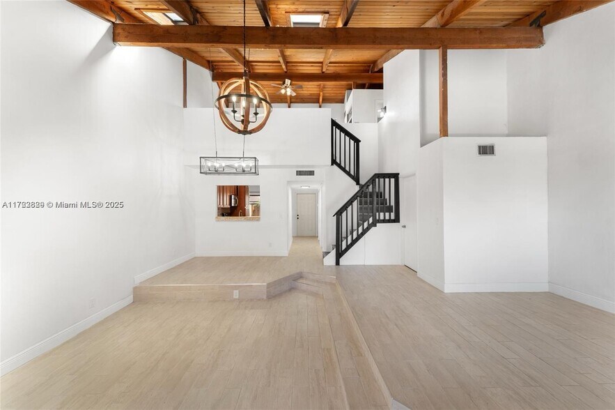 Building Photo - 8045 SW 21st Ct
