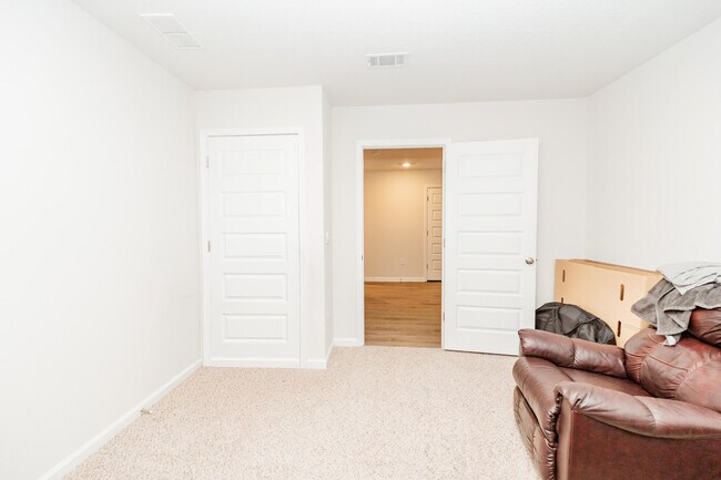 Building Photo - 6719 Sarah Ann Way