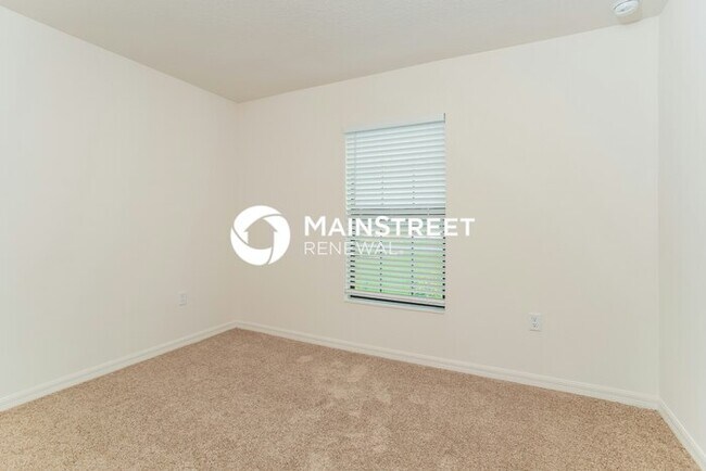 Building Photo - 4 Bedroom Pet-Friendly Home in Leesburg, FL with Main Street Renewal