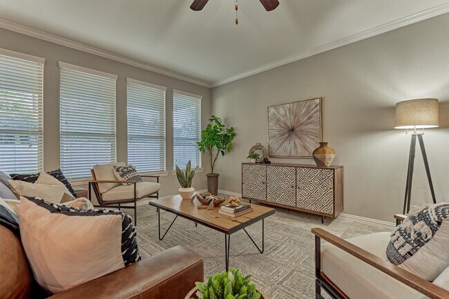 Building Photo - 2437 Branshill Dr