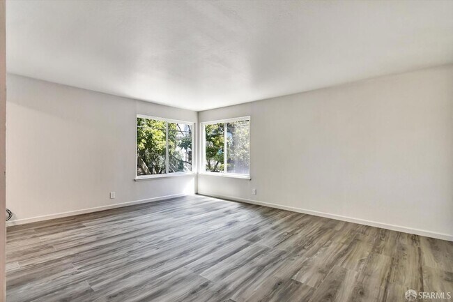 Building Photo - 700 Shotwell St