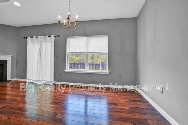 Building Photo - 2024 Morgan Hill Dr