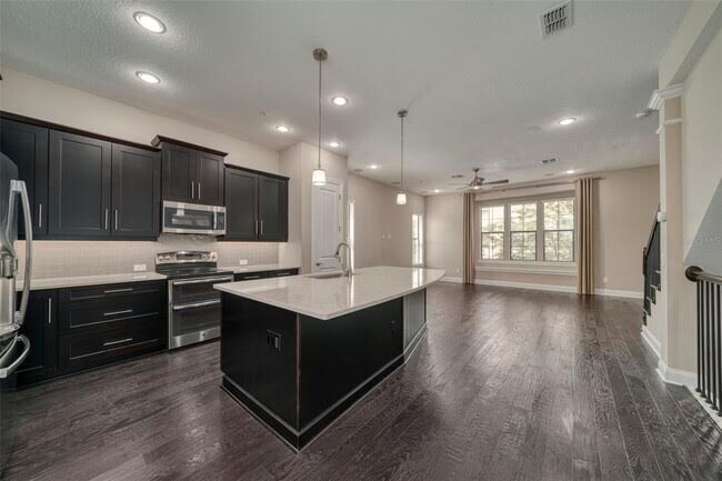 Building Photo - 2148 Fresco Alley