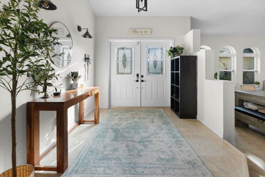 Building Photo - 7071 SW 20th St