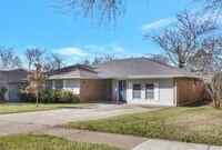 Building Photo - 331 Merribrook Trail