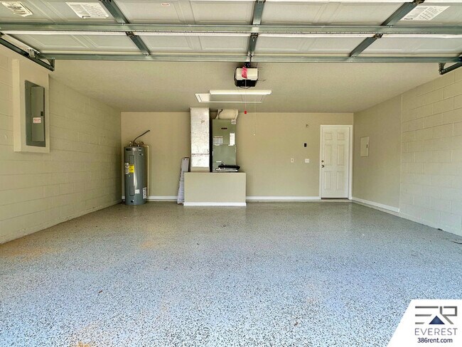 Building Photo - 7 Waywell Pl