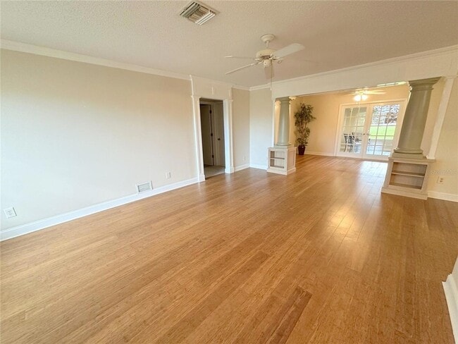 Building Photo - 229 Mark Twain Ln