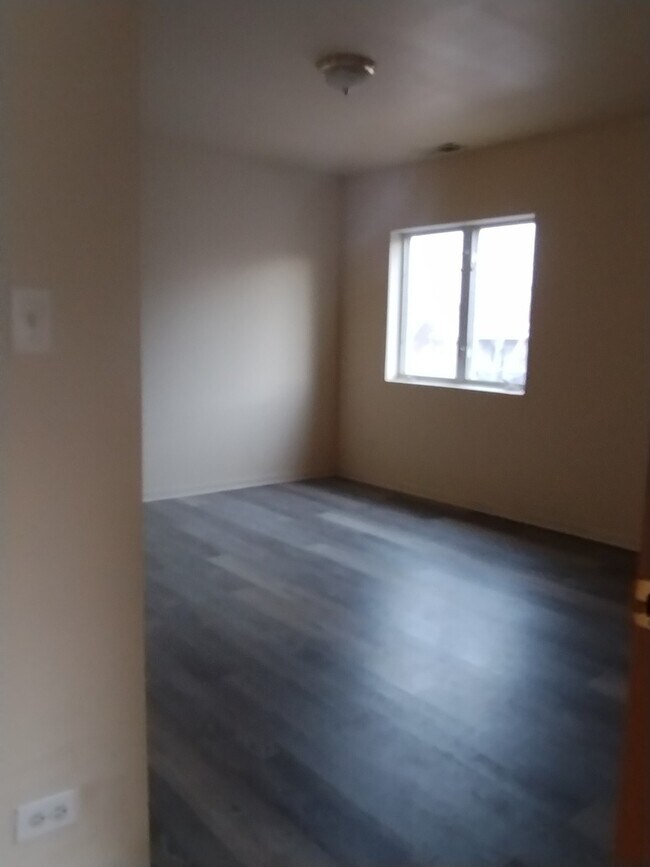 Building Photo - 6955 S Normal Blvd