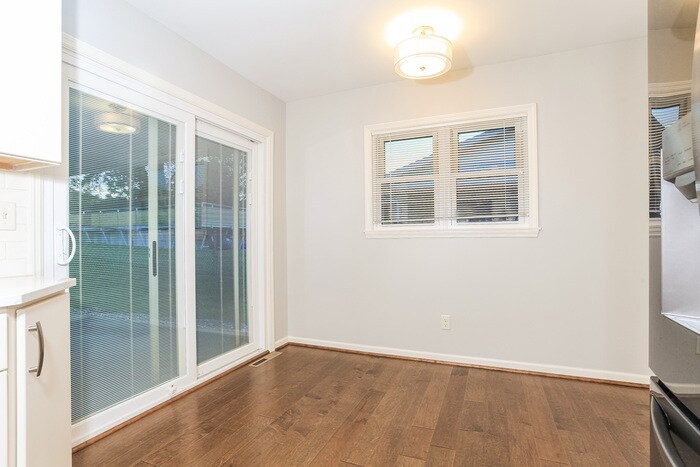 Building Photo - 5561 Muddy Creek Rd