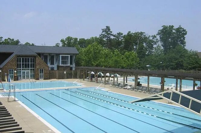 Building Photo - 8010 Pennington Dr