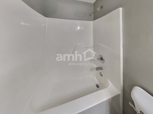 Building Photo - 1835 Oreilly Cir