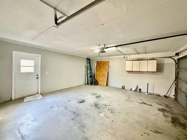 Building Photo - 4223 Summerdale Dr