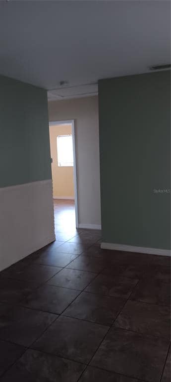 Building Photo - 710 4th Ave NW