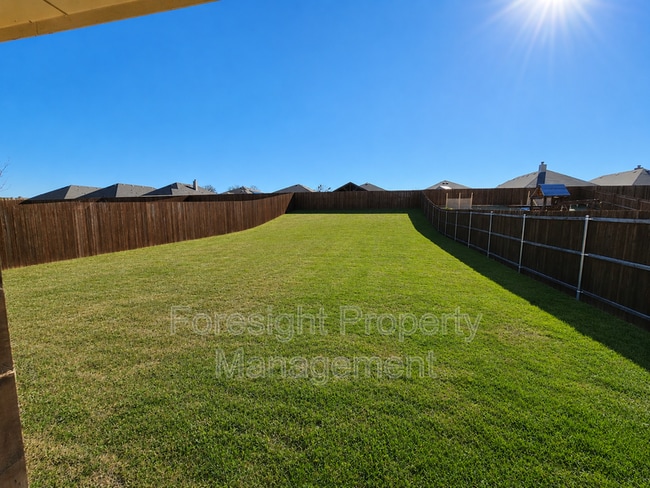 Building Photo - 538 Concho St