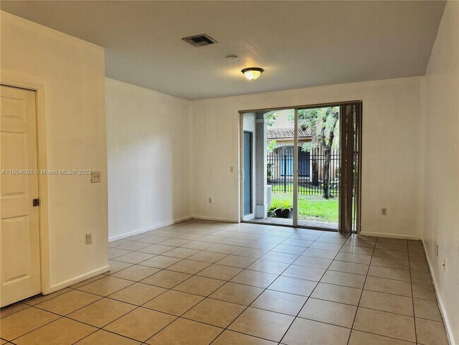 Building Photo - 2576 SW 83rd Ave
