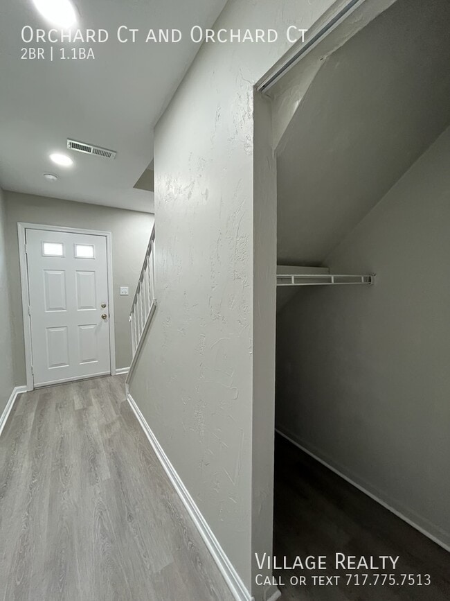 Building Photo - 306 Orchard Ct
