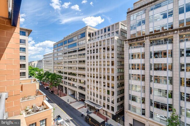 Primary Photo - 631 D St NW