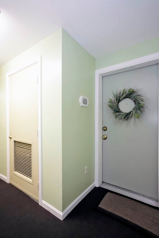 Building Photo - 1261 Church St