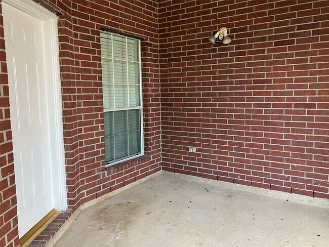 Building Photo - 3402 Pebble Beach Ln