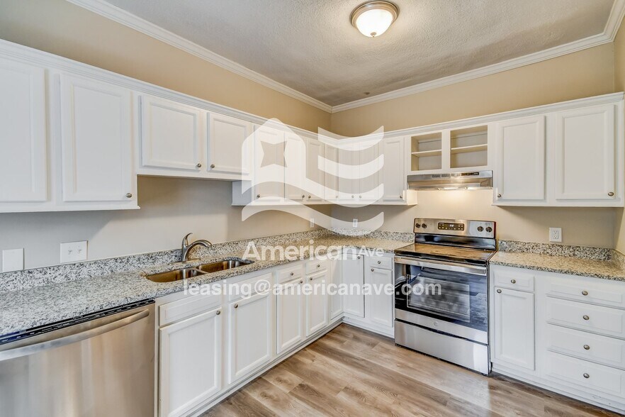 Building Photo - 7206 4th Ave S