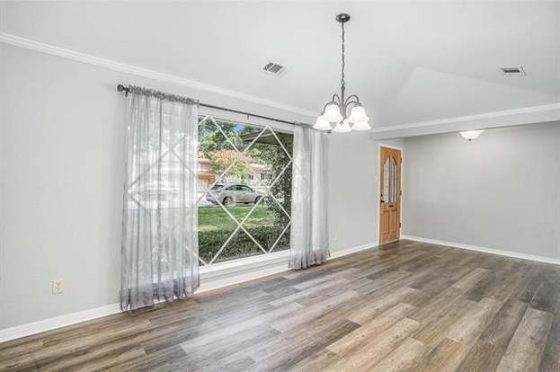 Building Photo - 2913 Ridgedale Dr