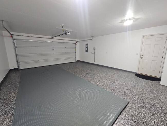 Building Photo - Brand New Home with RV Pad and Premium Fin...