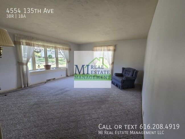Building Photo - 4554 135th Ave