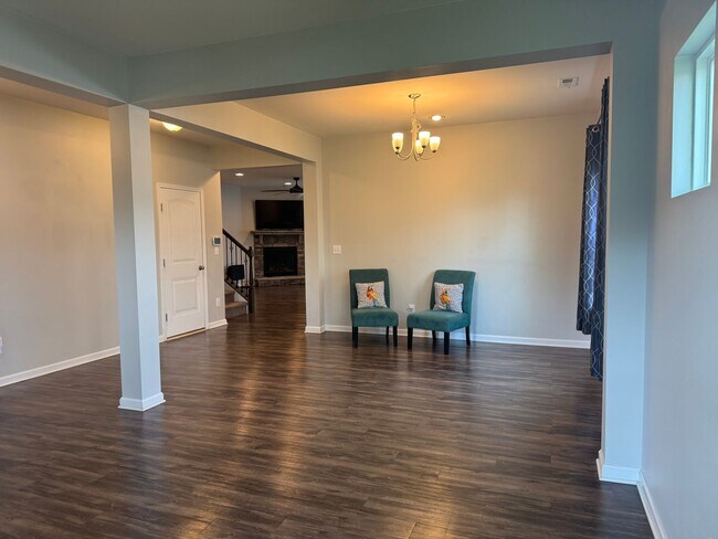 Building Photo - 6380 Durango Way