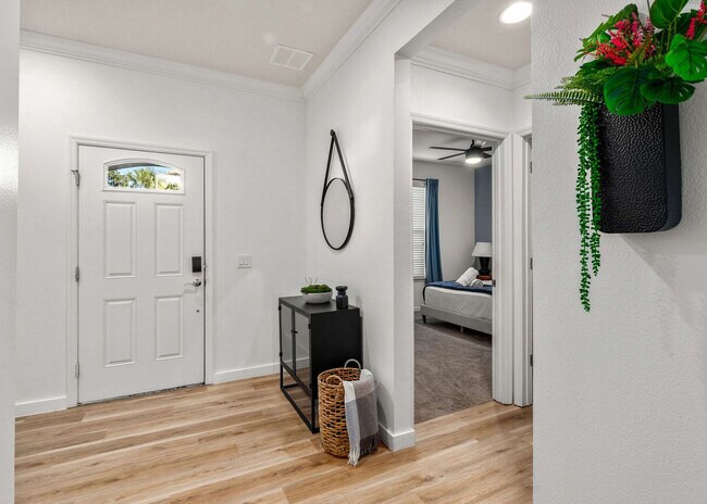 Building Photo - 1978 Majorca Dr