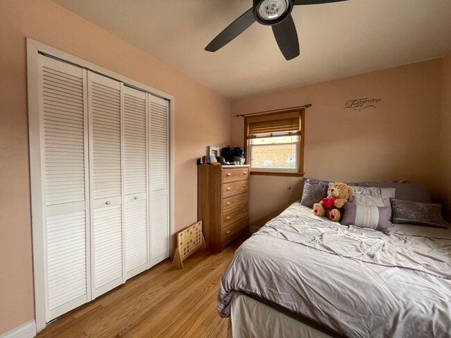 Building Photo - 7843 W Gunnison St