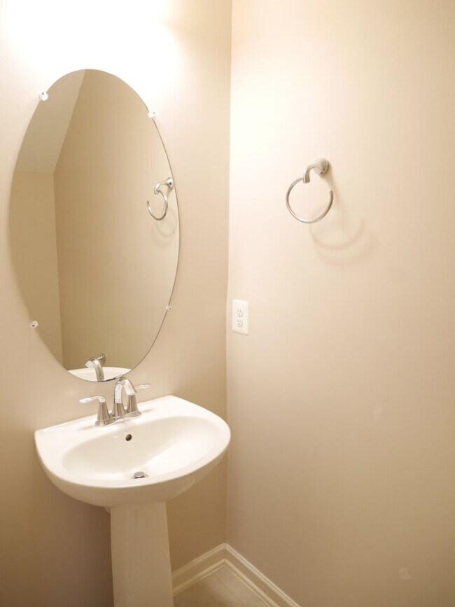 Building Photo - Large End-Unit Townhome- Owings Mills, MD