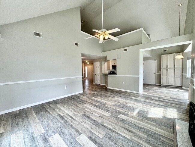 Building Photo - Ready 06-17-26 in Sawyers Mill - Ranch Home w/Loft On Cul-De-Sac! Pet Friendly - Grassfield High ...