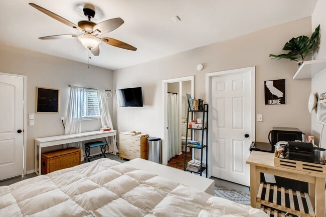 Building Photo - North Park Gem: 4-Bedroom, 3-Bath Home wit...