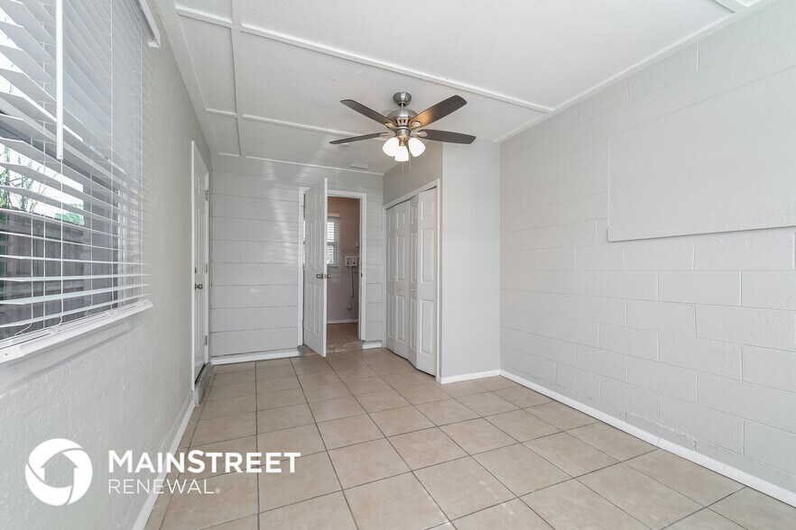 Building Photo - 4939 Lanette St