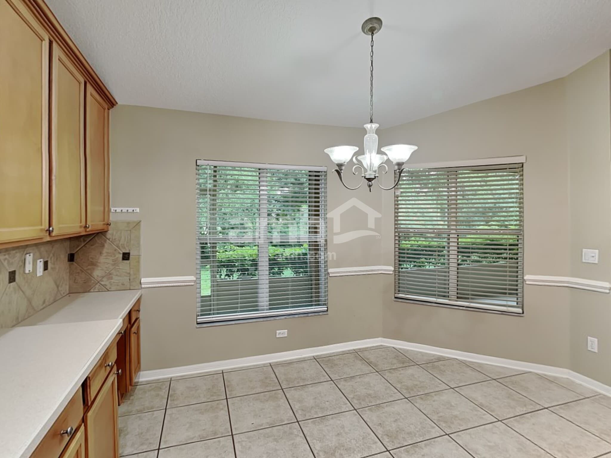 Building Photo - 883 Moonluster Dr