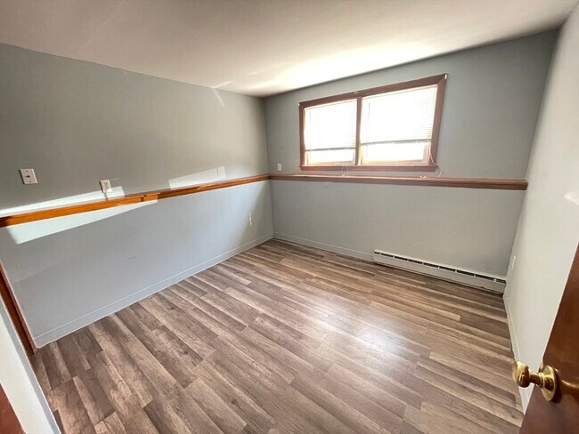 Building Photo - 20 Quincy St