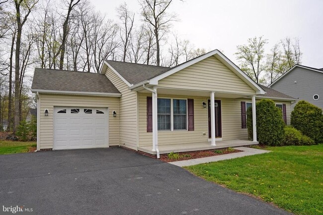 Building Photo - 122 Sinker Dr