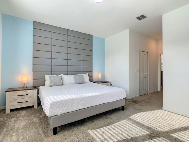 Building Photo - 8851 Cabot Cliffs Dr