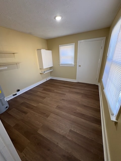 Building Photo - 533 Oak Ave