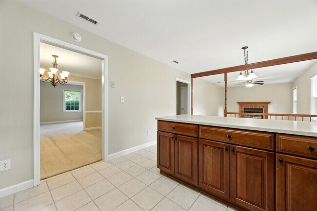 Building Photo - York County 4 BR Coventry House