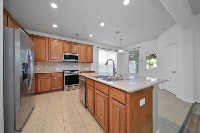 Building Photo - 17247 Mitchell Pass Ln