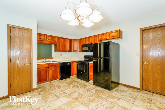Building Photo - 4878 Oakleigh Pkwy
