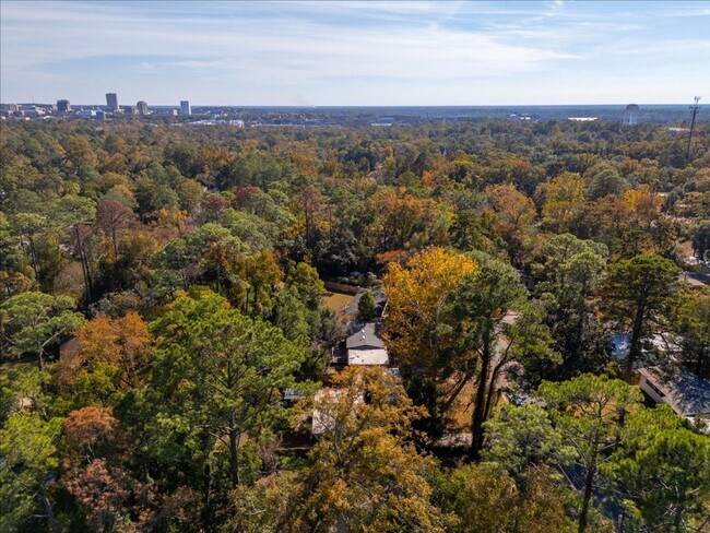 Building Photo - 3 Bed / 2 Bath in Levy Park