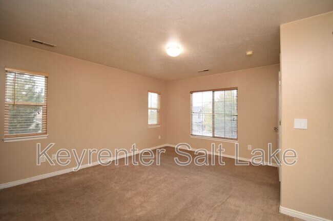 Building Photo - 6762 W Callery Ln