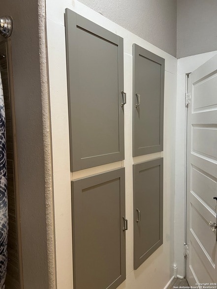 Building Photo - 129 W Young